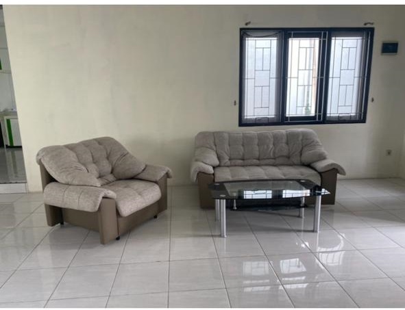 Rumah Disewakan di Cluster Taman Simpruk Lippo Cikarang